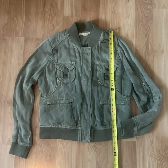 Olive Green Women's Bomber Jacket - Picture 5 of 16